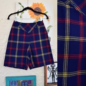 70s navy blue red yellow plaid wool high waisted shorts (22”)
